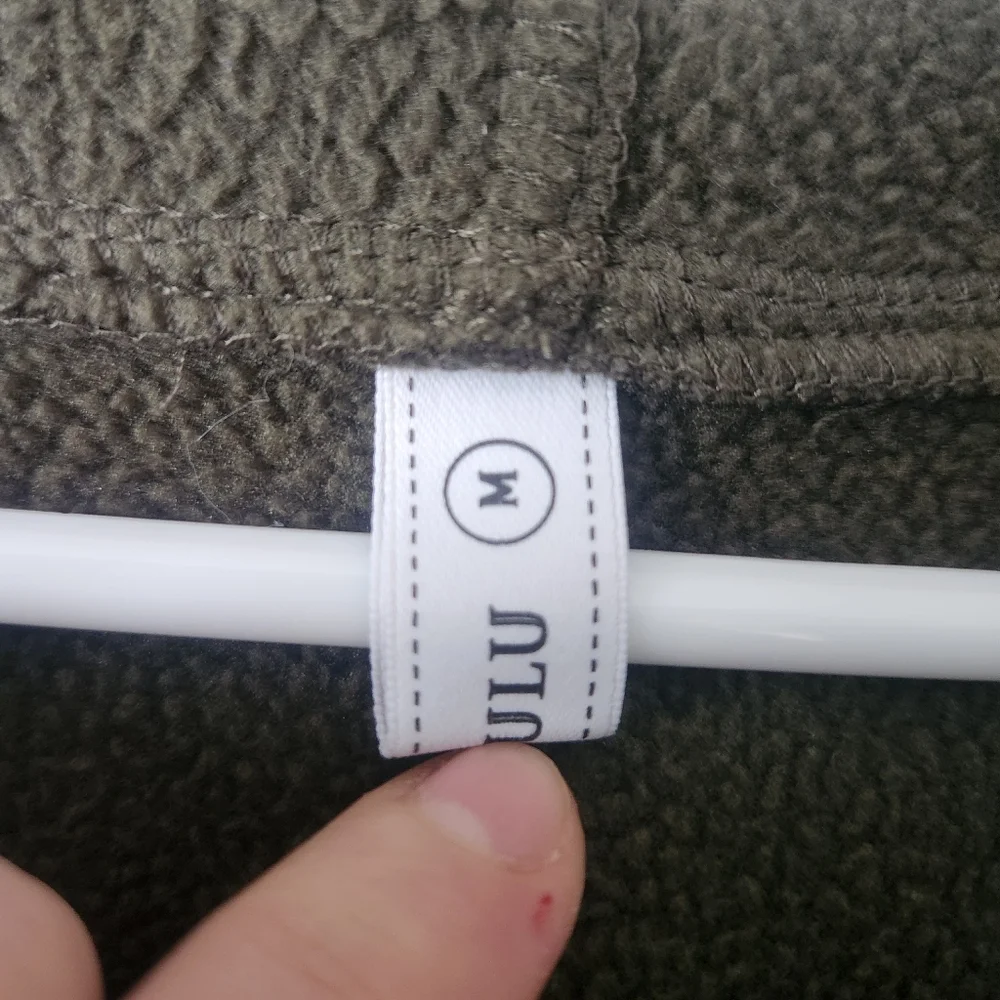 LasLuLu Zip-Up Jacket - Picture 4 of 9